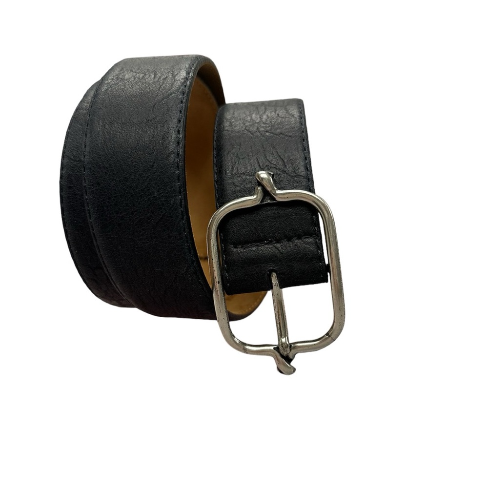 Women’s leather belt